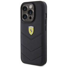 Заредете изображение във визуализатора на галерията – Original FERRARI hardcase Quilted Metal Logo FEHCP15LRDUK do Iphone 15 Pro Black
