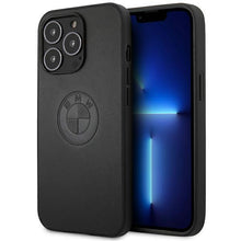 Заредете изображение във визуализатора на галерията – Case BMW BMHCP13LREELK iPhone 13 Pro / 13 6.1" black/black hardcase Leather Emboss
