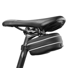 Заредете изображение във визуализатора на галерията – Bike bag under the bicycle seat with zip 1,2l sahoo 13875-sa - TopMag
