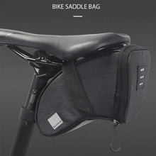 Заредете изображение във визуализатора на галерията – Bike bag under the bicycle seat with zip 1l sahoo 131470m-sa - TopMag

