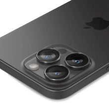 Заредете изображение във визуализатора на галерията – Spigen Glass tR EZ Fit Optik Pro 2 Pack, crystal clear - iPhone 15 Pro/15 Pro Max
