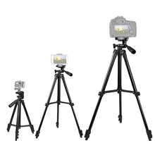 Заредете изображение във визуализатора на галерията – Phone tripod 3120 with bluetooth remote control

