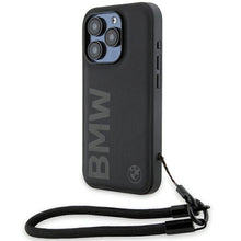 Заредете изображение във визуализатора на галерията – BMW Signature Leather Wordmark Cord case for iPhone 15 Pro - black
