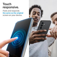 Заредете изображение във визуализатора на галерията – Spigen Glas.tR EZ Fit tempered glass for Samsung Galaxy S24 - 2 pcs.
