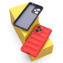Заредете изображение във визуализатора на галерията – Magic Shield Case for Xiaomi Redmi Note 12 Pro+ flexible armored cover red
