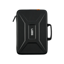 Заредете изображение във визуализатора на галерията – UAG Medium Sleeve Handle - protective case with a handle for 13" devices (black)
