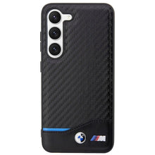 Заредете изображение във визуализатора на галерията – Original faceplate case BMW BMHCS23M22NBCK for SAMSUNG S23 Plus (Carbon Case Bottom Horizontal Blue Line and Metal Logo / black)
