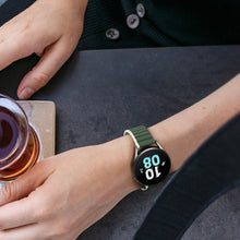 Заредете изображение във визуализатора на галерията – Universal Magnetic Samsung Galaxy Watch 3 45mm / S3 / Huawei Watch Ultimate / GT3 SE 46mm Dux Ducis Strap (22mm LD Version) - Green
