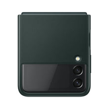 Заредете изображение във визуализатора на галерията – Samsung Leather Cover Phone Case for Galaxy Z Flip 3 green (EF-VF711LGEGWW)
