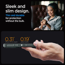 Заредете изображение във визуализатора на галерията – Spigen OPTIK ARMOR MAG MAGSAFE IPHONE 15 PRO ABYSS GREEN
