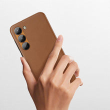 Заредете изображение във визуализатора на галерията – Dux Ducis Grit case for Samsung Galaxy S23+ elegant cover made of artificial leather MagSafe brown
