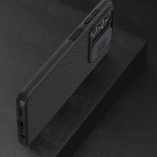 Заредете изображение във визуализатора на галерията – Nillkin CamShield Case for Samsung Galaxy A04 cover with camera cover black
