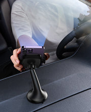 Заредете изображение във визуализатора на галерията – Joyroom Car Mechanical Phone Holder for Cockpit Dashboard Black (JR-ZS259)
