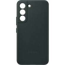 Заредете изображение във визуализатора на галерията – Samsung Leather Cover genuine leather case for Samsung Galaxy S22 green (EF-VS901LGEGWW)
