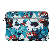 Заредете изображение във визуализатора на галерията – Wonder Sleeve Laptop 13-14 inches white poppies
