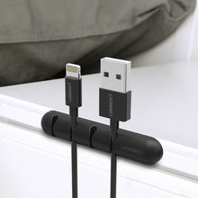 Заредете изображение във визуализатора на галерията – Ugreen self-adhesive cable organizer black (LP114)
