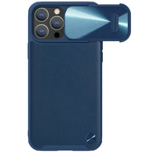 Заредете изображение във визуализатора на галерията – Nillkin CamShield Leather S Case iPhone 14 Pro cover with camera cover blue
