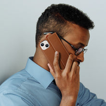 Заредете изображение във визуализатора на галерията – Dux Ducis Skin X2 case for iPhone 14 case with magnetic flap brown
