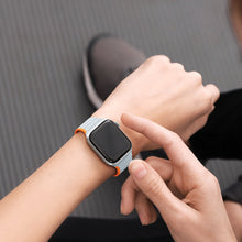 Заредете изображение във визуализатора на галерията – Magnetic Strap for Apple Watch SE, 8, 7, 6, 5, 4, 3, 2, 1 (41, 40, 38 mm) Dux Ducis Strap (LD Version) - Gray Orange
