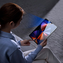 Заредете изображение във визуализатора на галерията – Baseus 0.3mm tempered glass iPad 10 10.9'' (2022) transparent + cleaning kit
