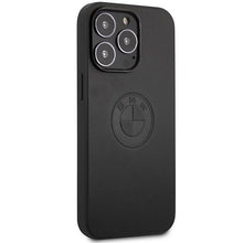 Заредете изображение във визуализатора на галерията – Case BMW BMHCP13LREELK iPhone 13 Pro / 13 6.1" black/black hardcase Leather Emboss
