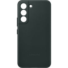Заредете изображение във визуализатора на галерията – Samsung Leather Cover genuine leather case for Samsung Galaxy S22 green (EF-VS901LGEGWW)
