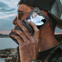 Заредете изображение във визуализатора на галерията – Supcase UNICORN BEETLE PRO GALAXY Z Flip 5 BLACK
