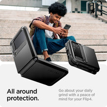 Заредете изображение във визуализатора на галерията – SPIGEN Tough Armor гръб за SAMSUNG Z FLIP 4 черен - TopMag
