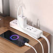 Заредете изображение във визуализатора на галерията – Borofone Cable BX94 Crystal color - USB to Micro USB - 2,4A 1 metre white
