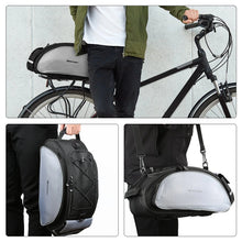 Заредете изображение във визуализатора на галерията – Wozinsky bike carrier bag with shoulder strap 13l black (WBB1BK)
