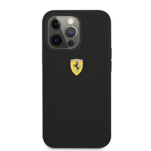 Заредете изображение във визуализатора на галерията – Ferrari FESSIHMP13XBK iPhone 13 Pro Max 6.7" black/black hardcase Silicone MagSafe
