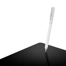 Заредете изображение във визуализатора на галерията – Spigen DA201 CLIP CASE Apple PENCIL 2 WHITE
