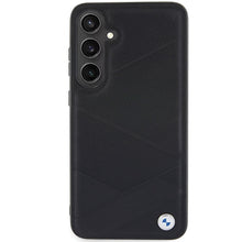 Заредете изображение във визуализатора на галерията – Original Case BMW hardcase Signature Leather Crossing Lines Pattern BMHCS24S23RCGPK for Samsung Galaxy S24 Black
