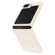 Заредете изображение във визуализатора на галерията – SPIGEN Airskin csae for SAMSUNG Z FLIP 5 pearled ivory
