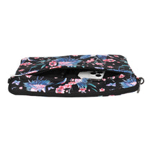 Заредете изображение във визуализатора на галерията – Wonder Sleeve Laptop 17 inches herons
