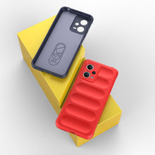 Заредете изображение във визуализатора на галерията – Magic Shield Case for Xiaomi Redmi Note 12 5G / Poco X5 5G Flexible Armor Cover Red
