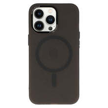 Заредете изображение във визуализатора на галерията – Magnetic Frosted Case for Iphone 15 Black
