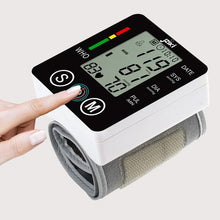 Заредете изображение във визуализатора на галерията – Electronic blood pressure monitor ZK-861YA
