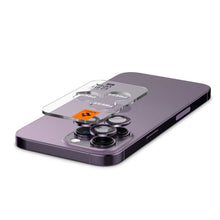 Заредете изображение във визуализатора на галерията – SPIGEN OPTIK.TR ”EZ FIT” camera protector 2-pack for IPHONE 14 PRO / 14 PRO MAX deep purple
