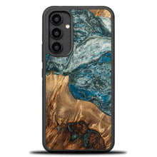 Заредете изображение във визуализатора на галерията – Wood and resin case for Samsung Galaxy A54 5G Bewood Unique Planet Earth - blue-green
