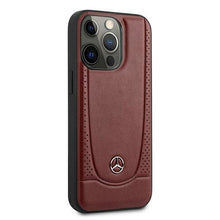 Заредете изображение във визуализатора на галерията – Mercedes MEHCP13LARMRE iPhone 13 Pro / 13 6,1" hardcase czerwony/red Urban Line
