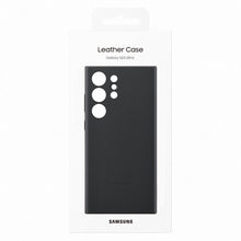 Заредете изображение във визуализатора на галерията – Samsung Leather Cover case for Samsung Galaxy S23 Ultra case made of genuine leather black (EF-VS918LBEGWW)
