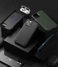 Заредете изображение във визуализатора на галерията – Ringke Onyx Durable TPU Case Cover for iPhone 12 Pro Max blue (OXAP0042)
