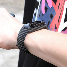 Заредете изображение във визуализатора на галерията – Wristband for Xiaomi Mi Band 7 Carbon black
