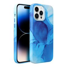Заредете изображение във визуализатора на галерията – Leather Mag Cover for IPHONE 13 blue splash
