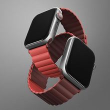 Заредете изображение във визуализатора на галерията – Uniq band Revix Apple Watch Series 1/2/3/4/5/6/7/8/SE/SE2 38/40/41mm. Reversible Magnetic maroon-coral/maroon-coral
