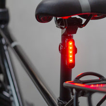 Заредете изображение във визуализатора на галерията – Wozinsky WSBLB1 front and rear USB-C bicycle light set - black
