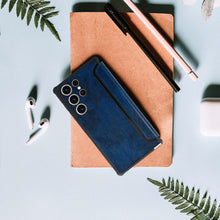 Заредете изображение във визуализатора на галерията – Razor Leather Book Case for Samsung Galaxy A53 5G navy
