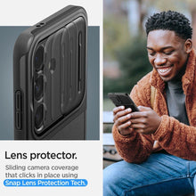 Заредете изображение във визуализатора на галерията – Spigen Optik Armor case for Samsung Galaxy S24 - black
