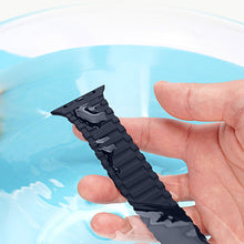 Заредете изображение във визуализатора на галерията – Dux Ducis Strap (Armor Version) Strap for Apple Watch Ultra, SE, 8, 7, 6, 5, 4, 3, 2, 1 (49, 45, 44, 42 mm) Silicone Magnetic Band Bracelet Blue
